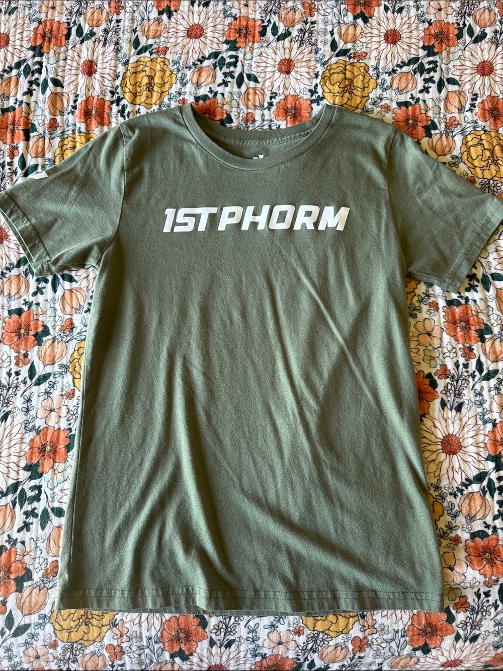 1st Phorm Men's Short Sleeve Logo Tee in Olive Green